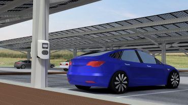 Computertekening van hoe de Powerparking er uit kan zien. Een blauwe auto onder een afdak van zonnepanelen.